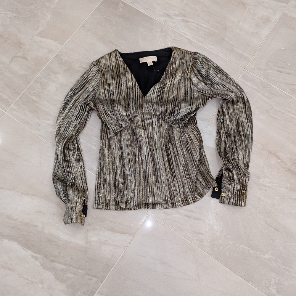 Women's Metallic Plisse Peplum Top